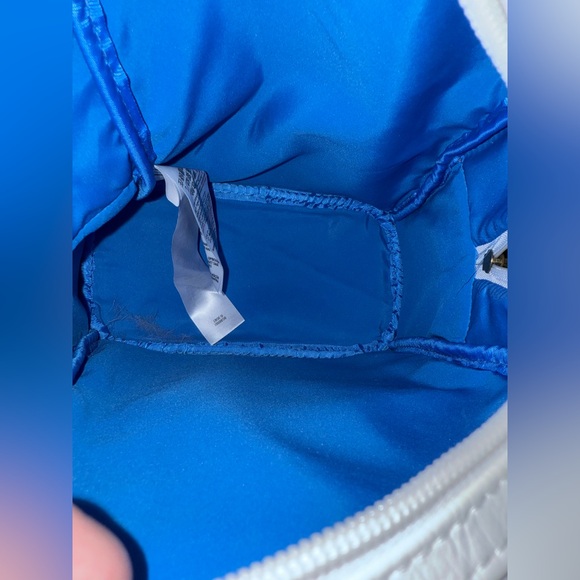 Disney Cruise Line Donald Duck Loungefly backpack, rarely used - Picture 6 of 9